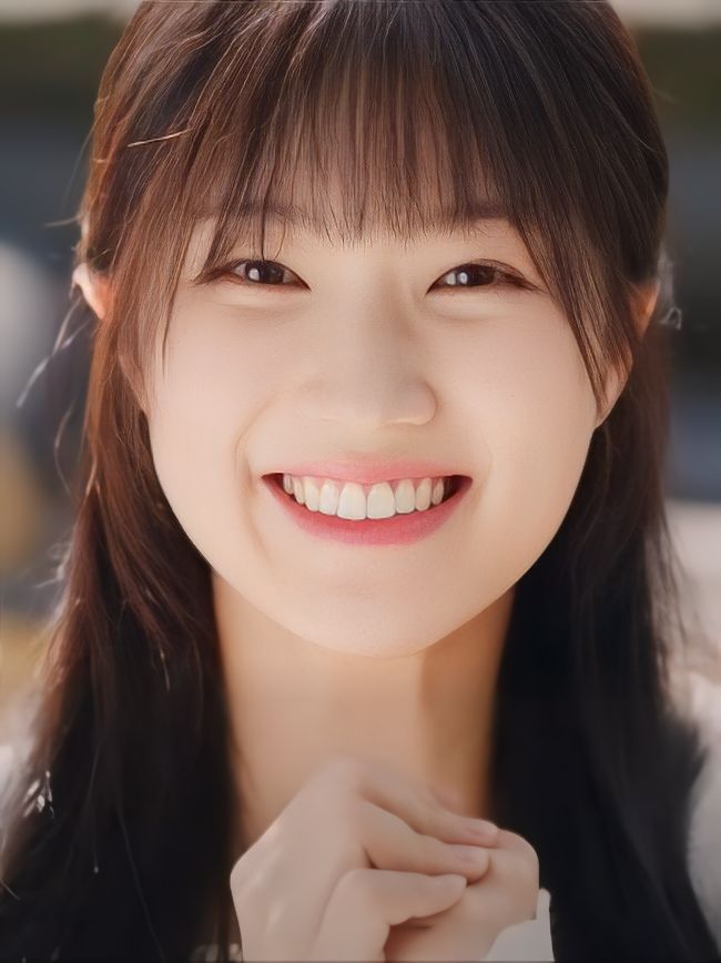 김혜윤 최근 활동샷