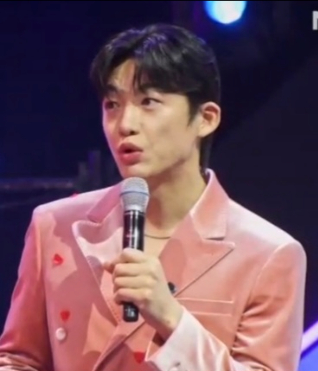 Recent activity shot of Shin Seungtae