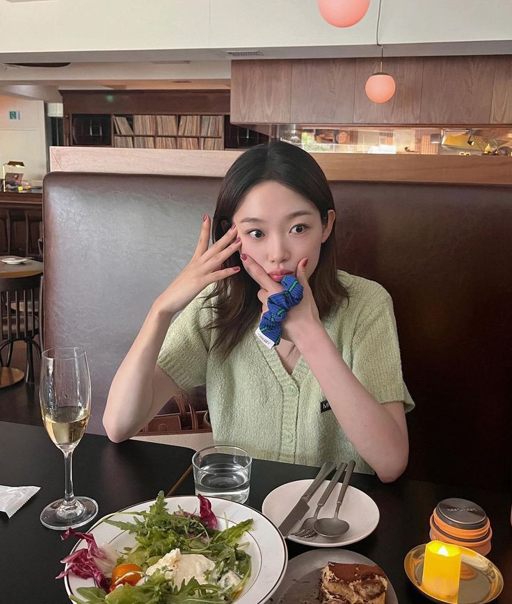 Recent activity shot of Lee Youmi