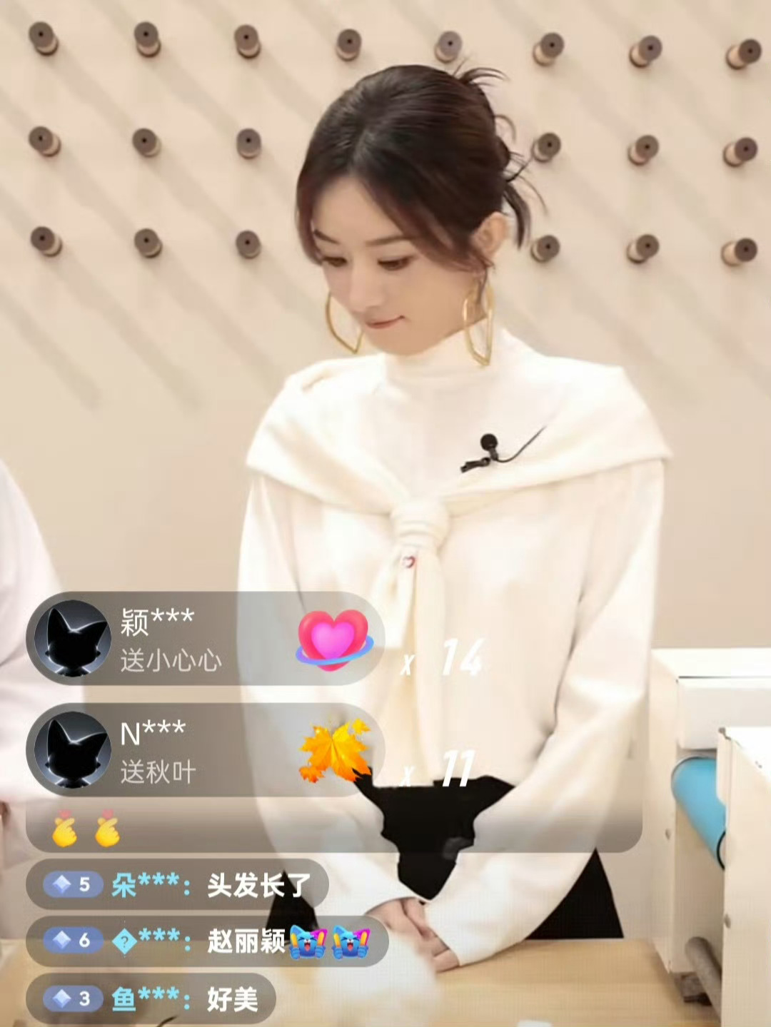 ファンが撮影した趙麗穎の瞬間