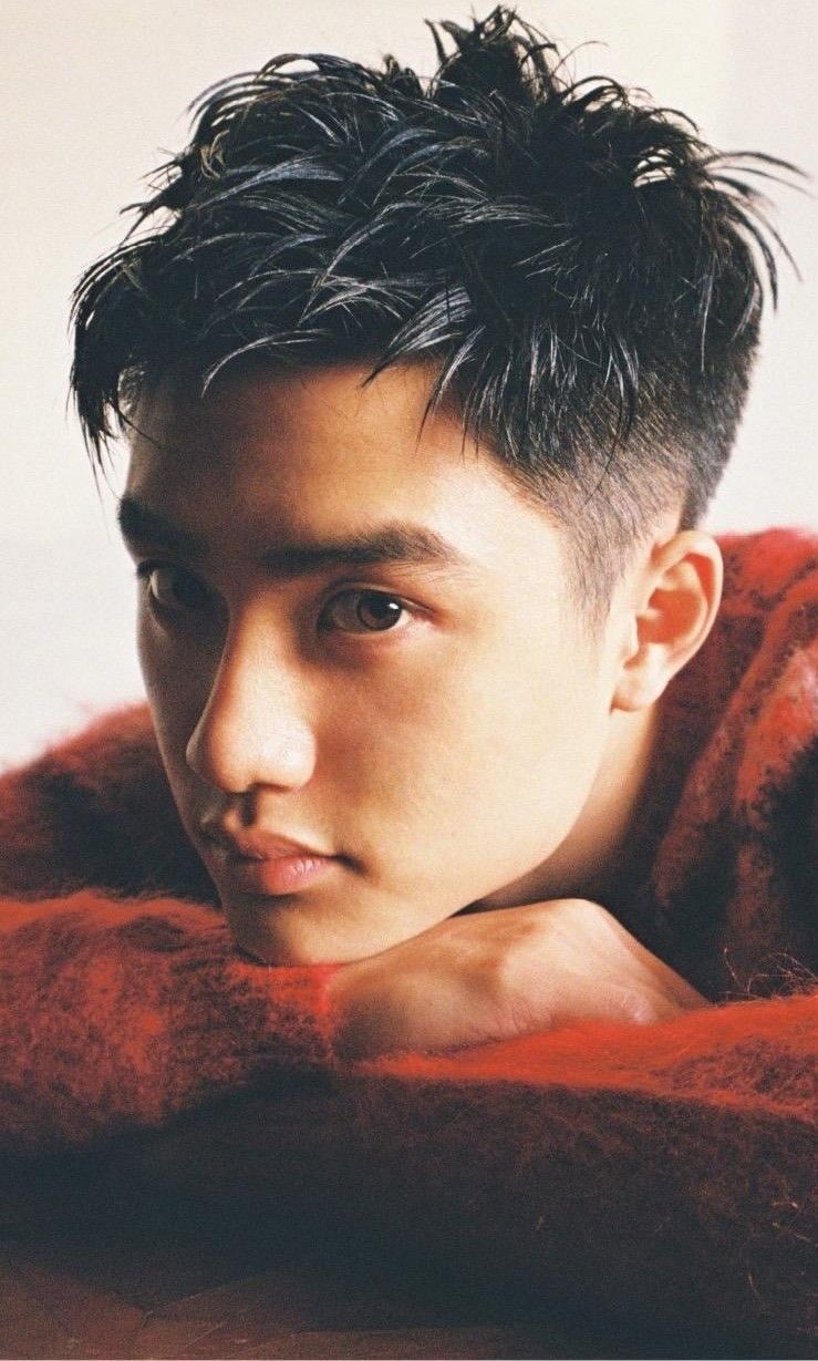 Cuplikan di balik layar dari Doh Kyungsoo (D.O.)
