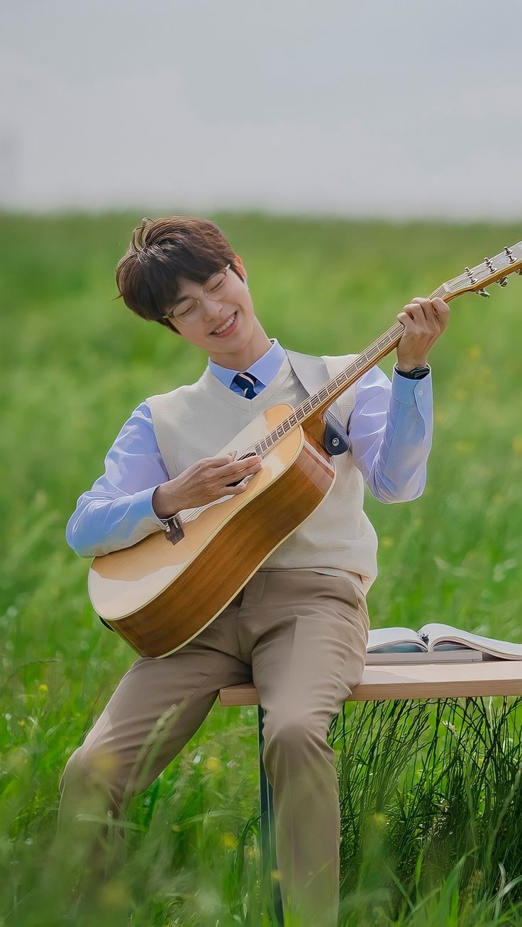 황인엽의 팬들이 직접 만든 특별한 배경화면