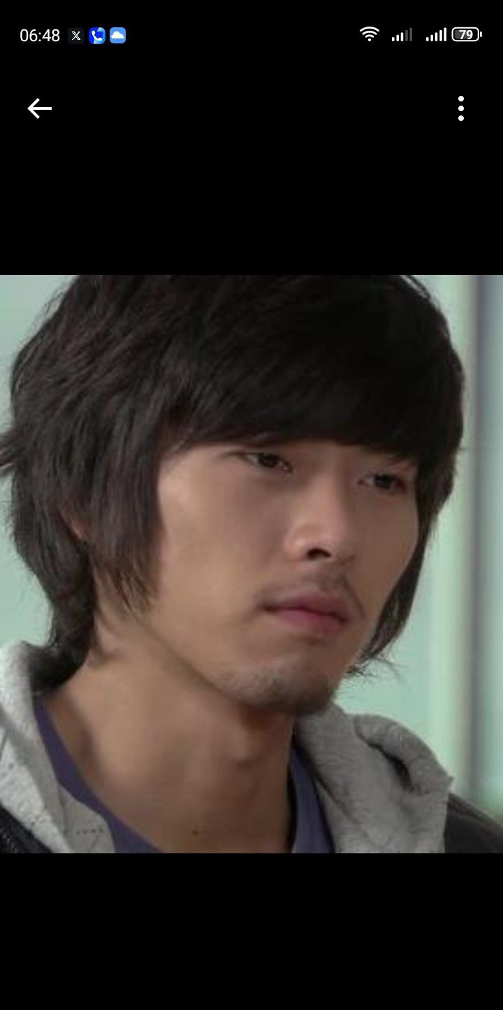 Representative background image loved by Hyun Bin fandom