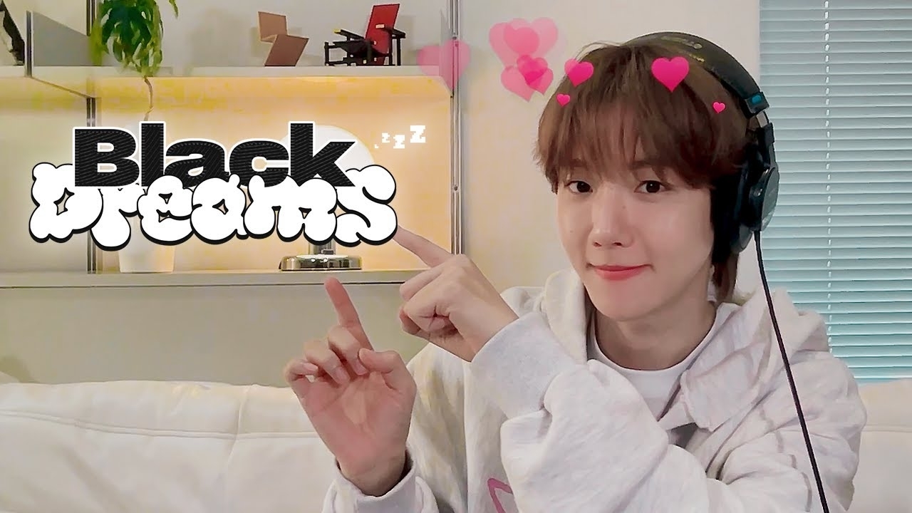 Recent activity shot of Baekhyun