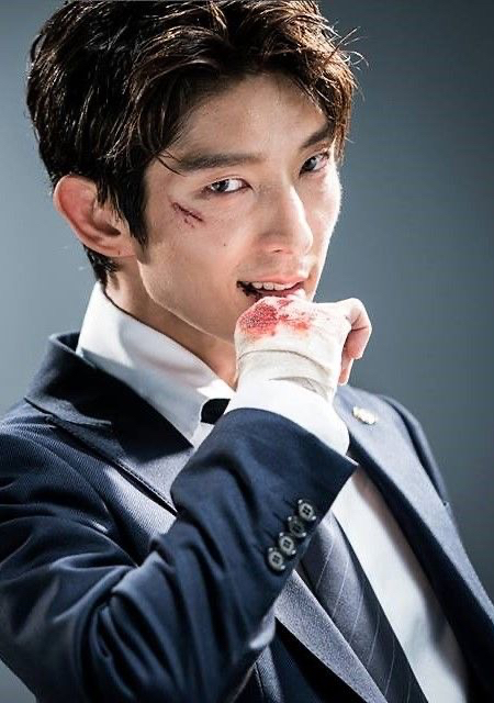 Foto terbaru dari Lee Joongi