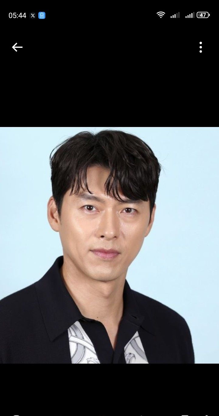 Special wallpaper made by Hyun Bin's fans