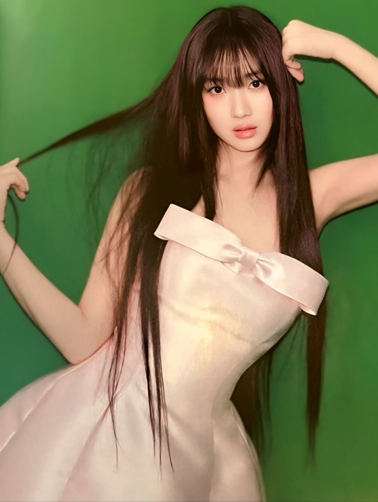 Recent activity shot of Kim Hyeyoon