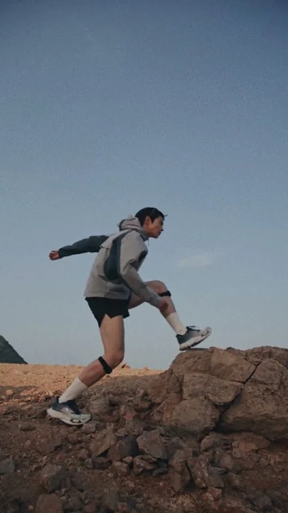 Emotional wallpaper shared by fans for Cha Eunwoo