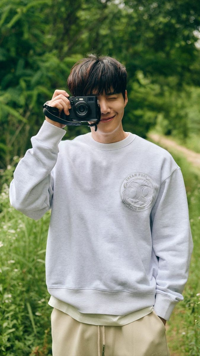 Latest photo of Kim Seonho