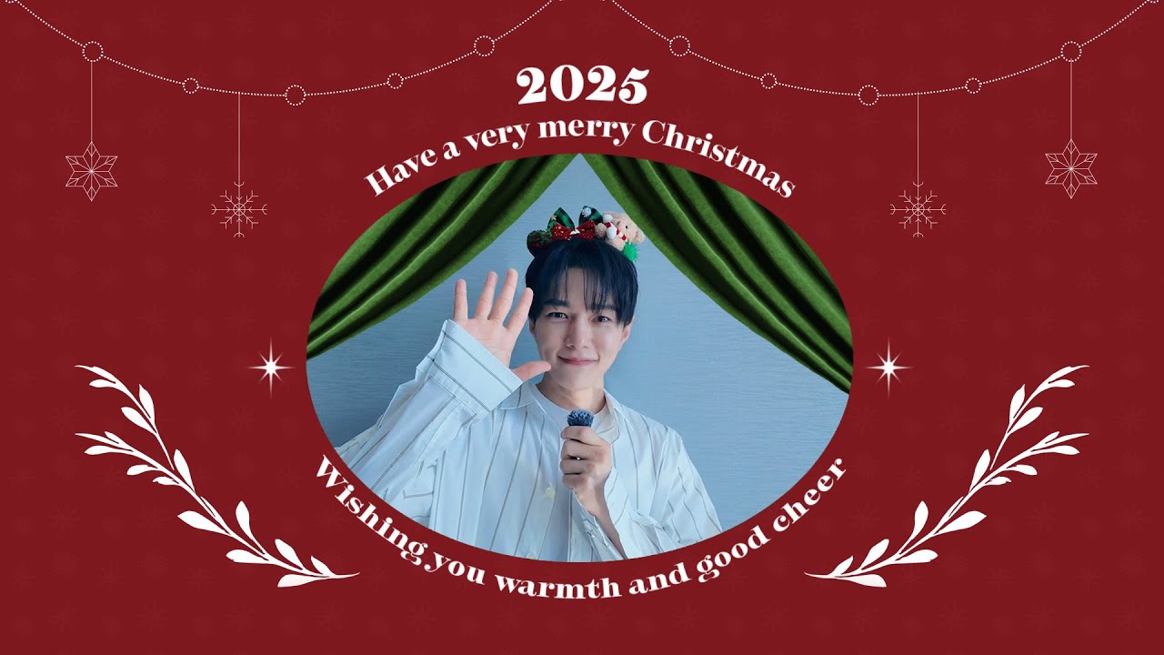 Behind-the-scenes cut of Kim Myungsoo (L)