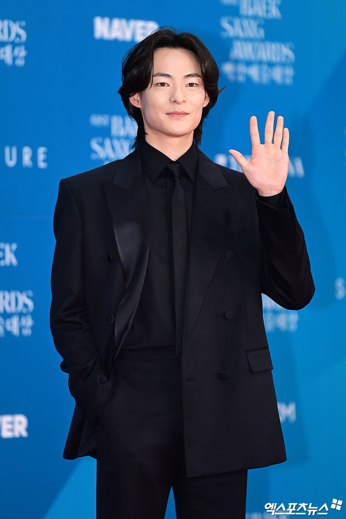 Behind-the-scenes cut of Song Geonhee