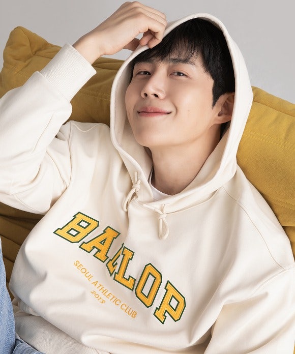 Behind-the-scenes cut of Kim Seonho