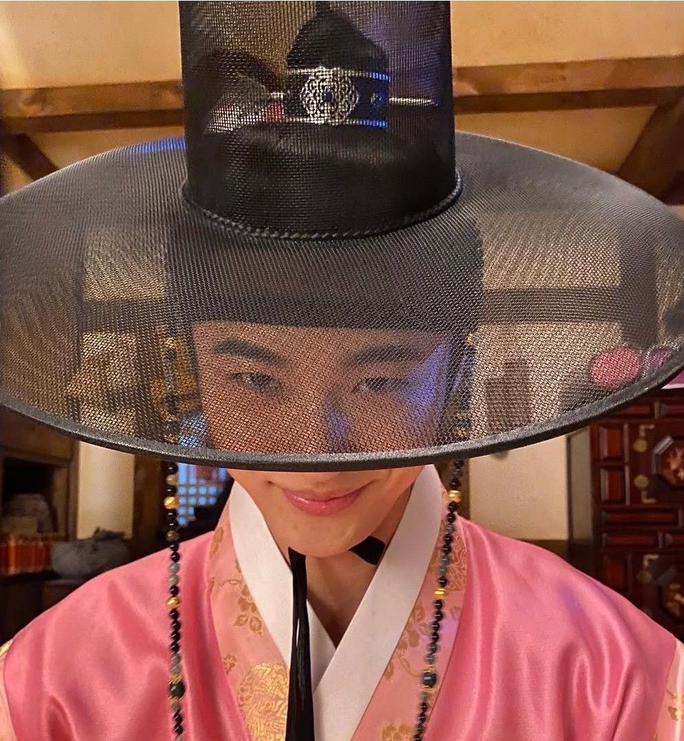 Recent activity shot of Byeon Wooseok