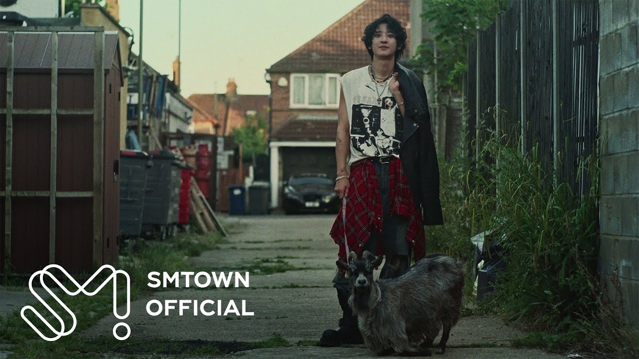 Recent activity shot of Chanyeol