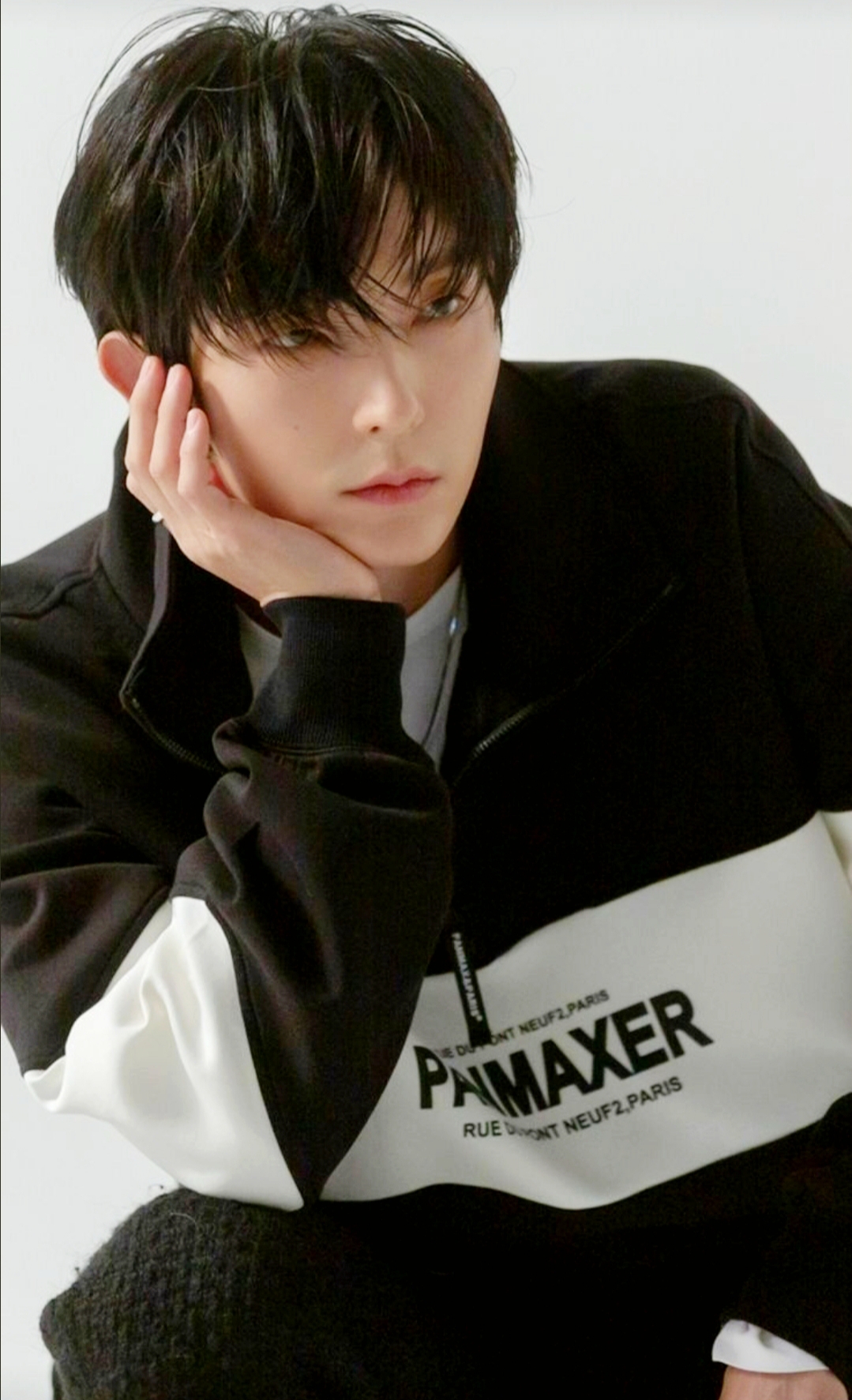 Recent activity shot of Lee Joongi