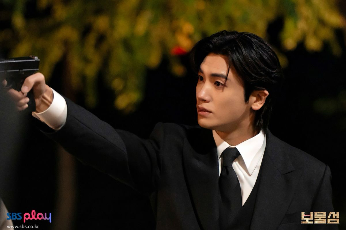 Recent activity shot of Park Hyungsik