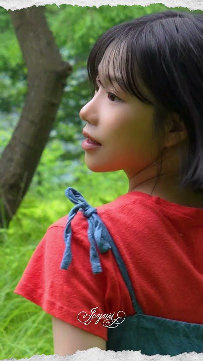 A moment captured by a fan of Jo Yuri