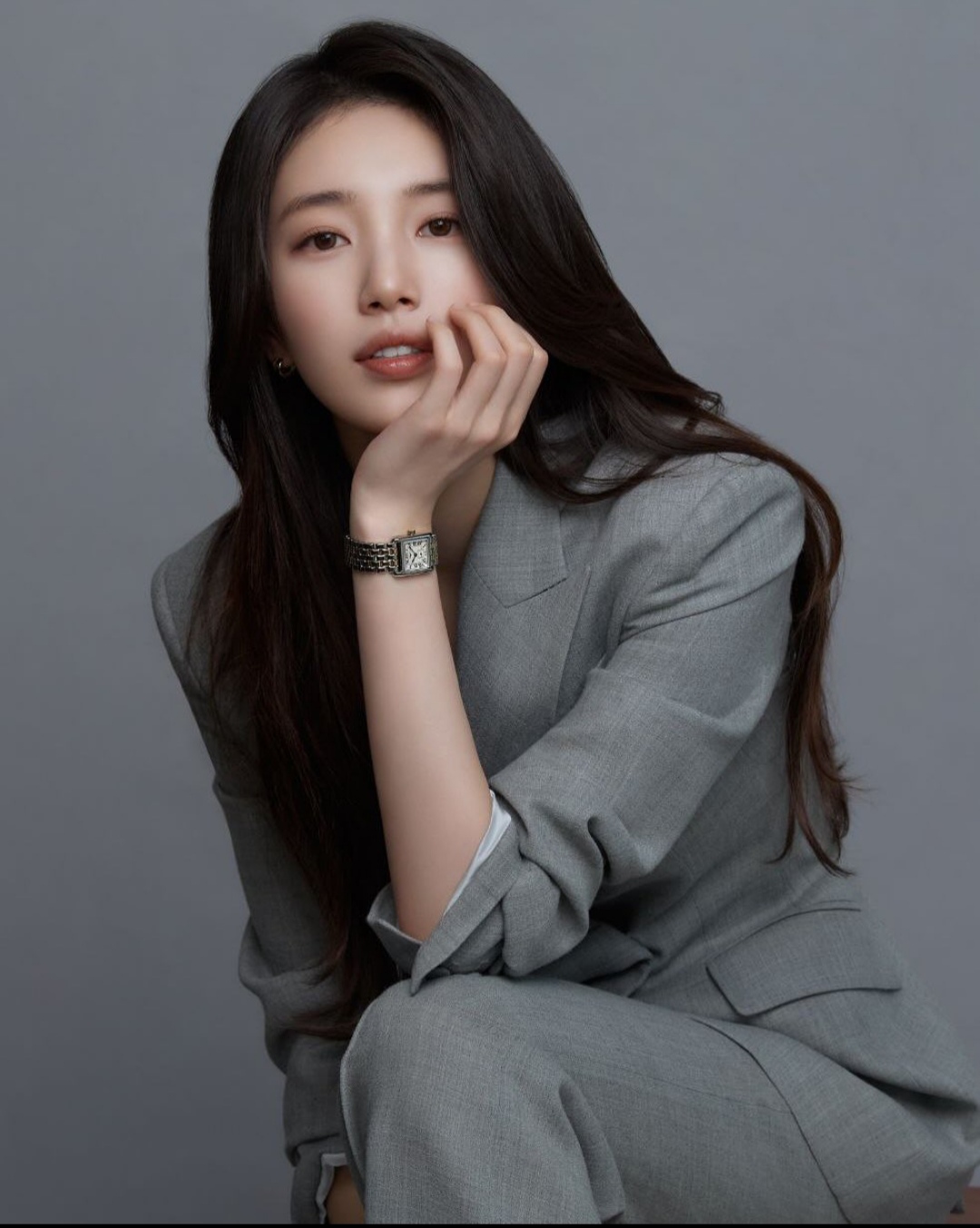 Recent activity shot of Bae Suzy