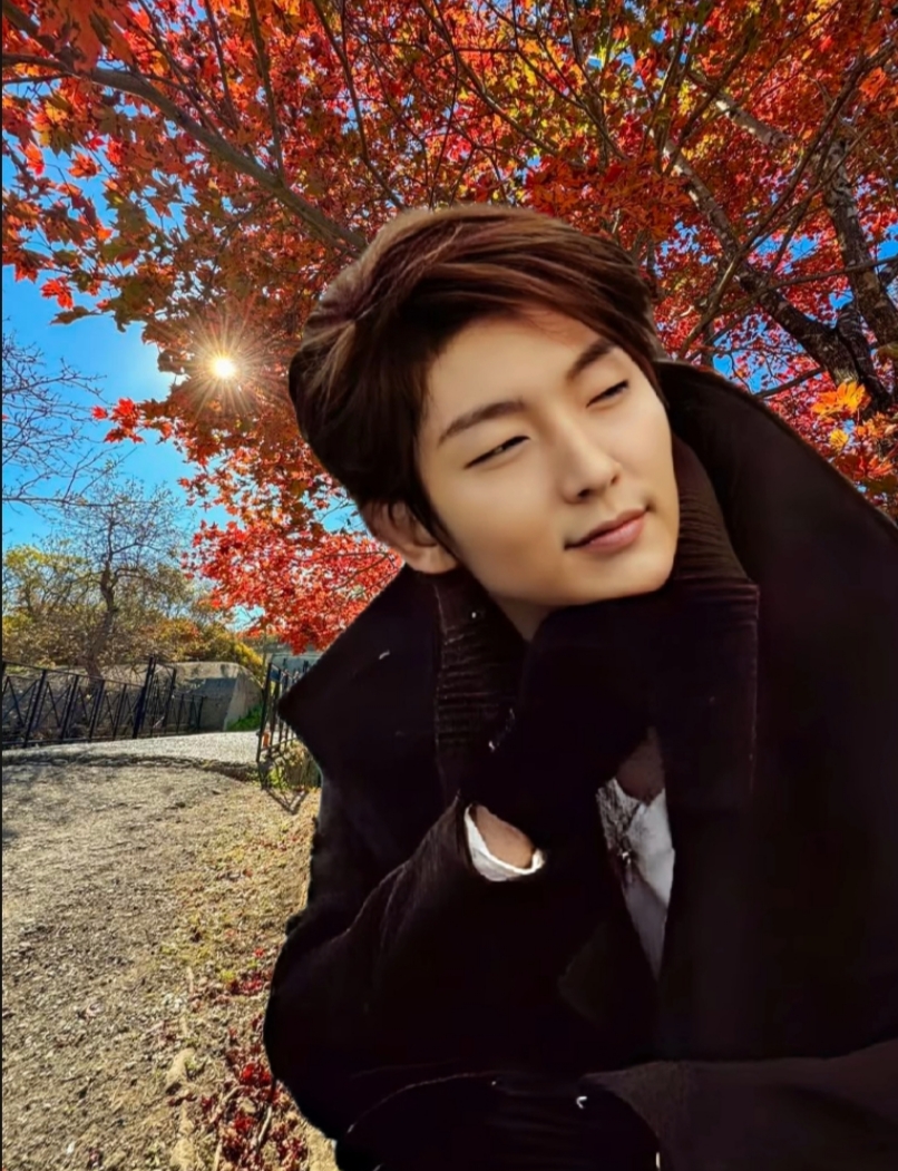 Latest photo of Lee Joongi