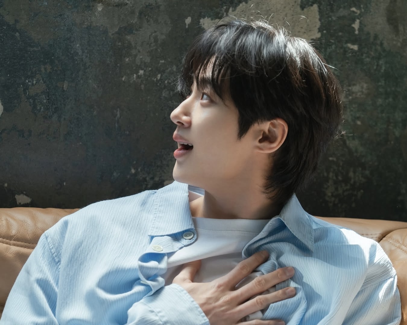 Recent activity shot of Byeon Wooseok