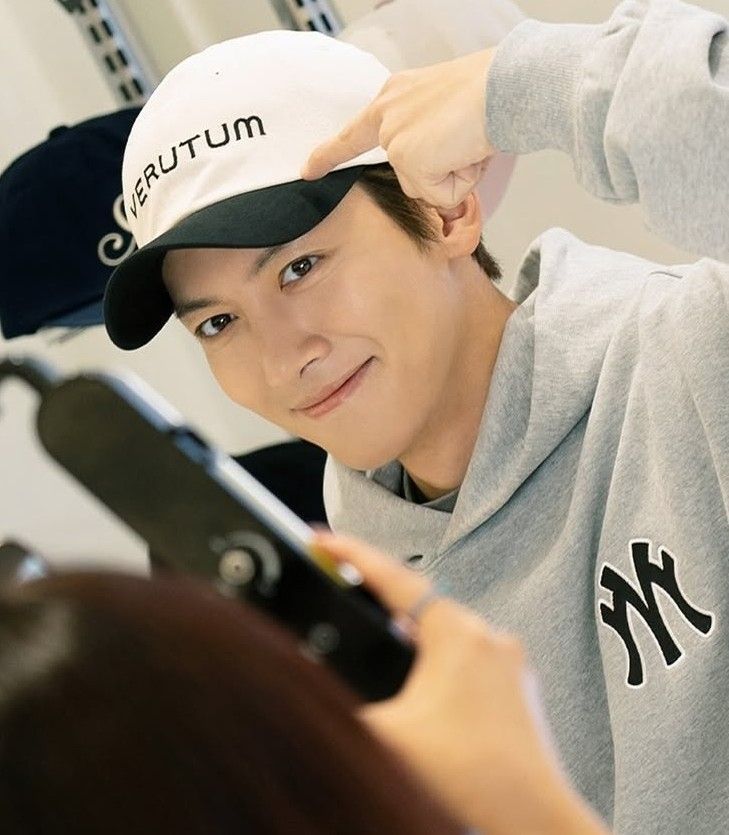 Latest photo of Ji Changwook