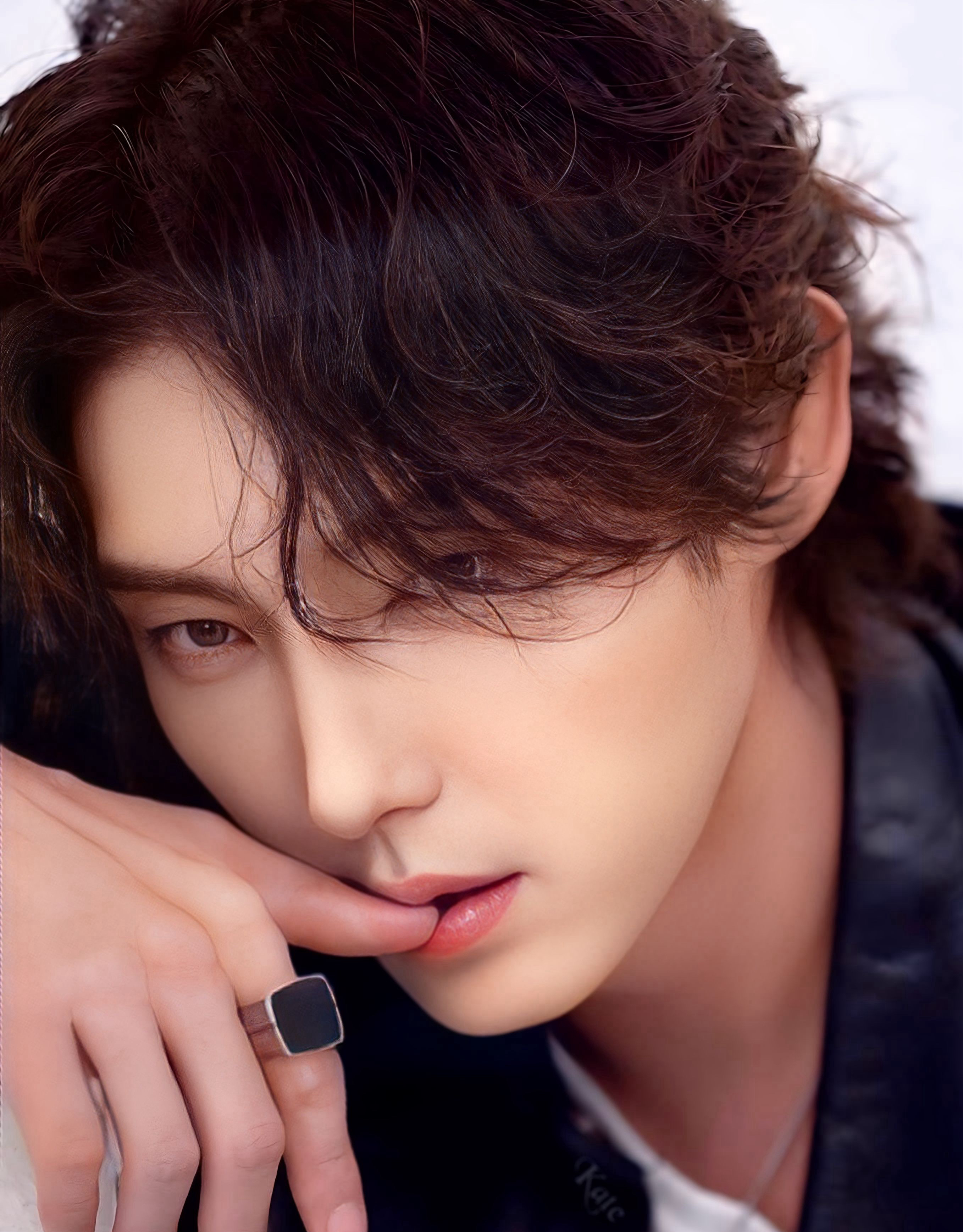 Recent activity shot of Lee Joongi