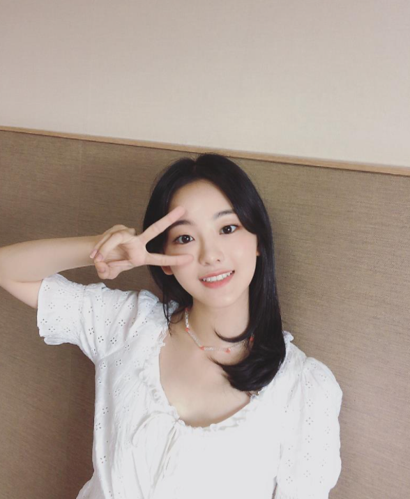 Recent activity shot of Cho Yihyun