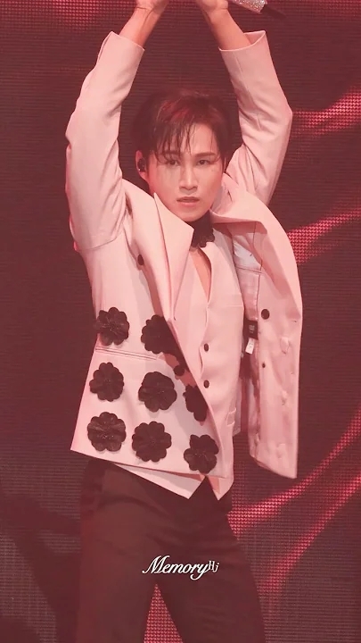 김희재 최근 활동샷