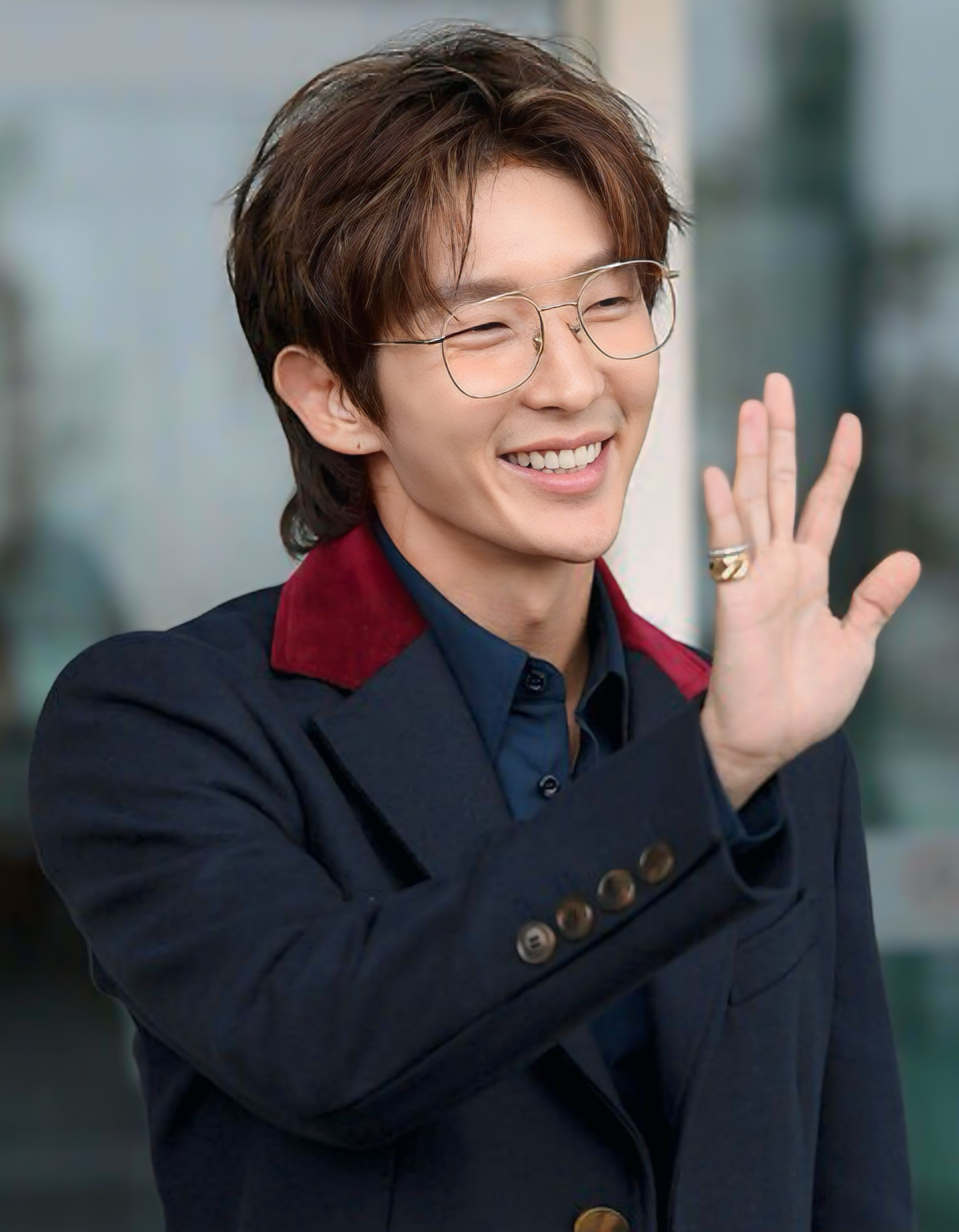 Recent activity shot of Lee Joongi