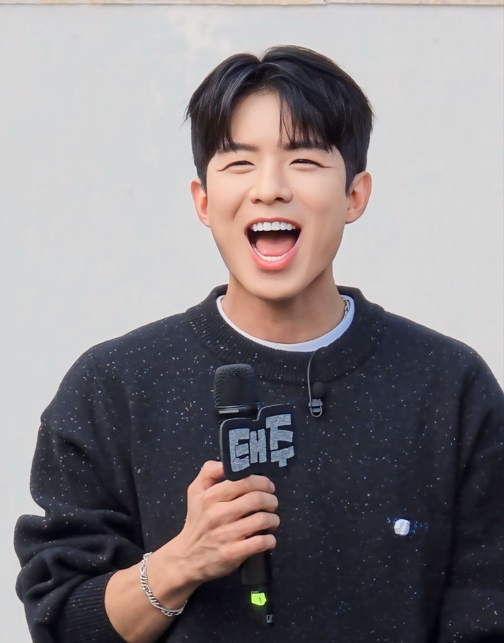 Behind-the-scenes cut of Na Taejoo