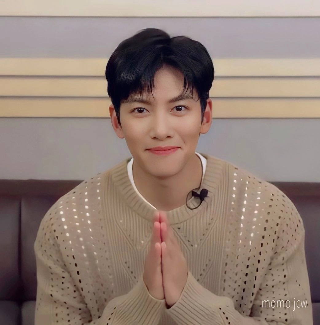 Behind-the-scenes cut of Ji Changwook