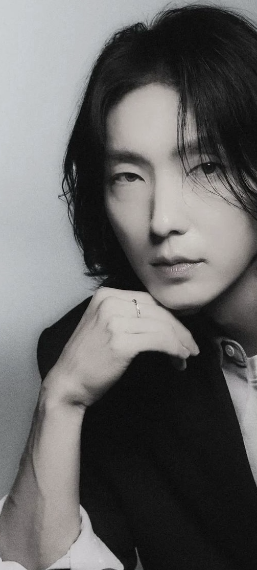 Recent activity shot of Lee Joongi