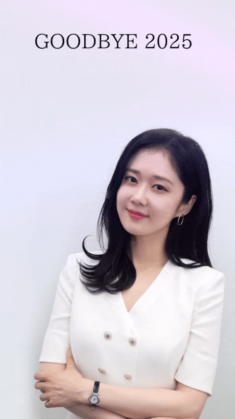 Recent activity shot of Jang Nara