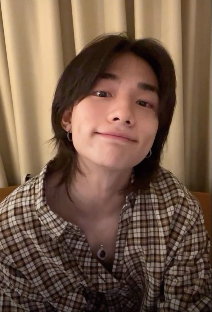 Latest photo of Kim Hyunjin