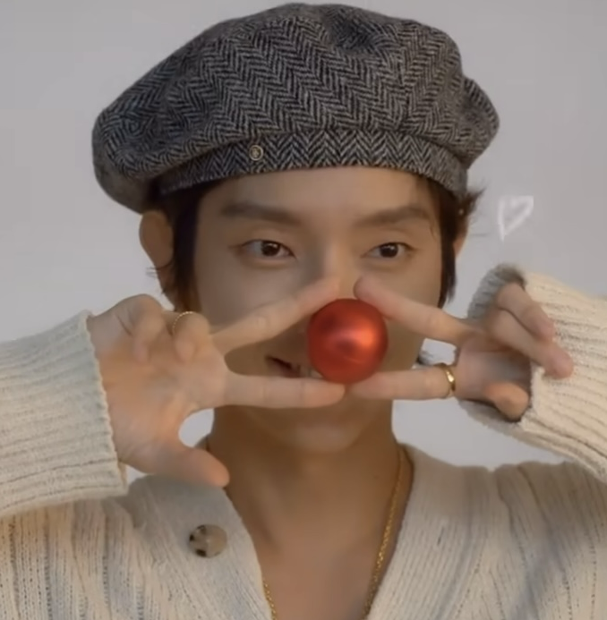 Behind-the-scenes cut of Lee Joongi