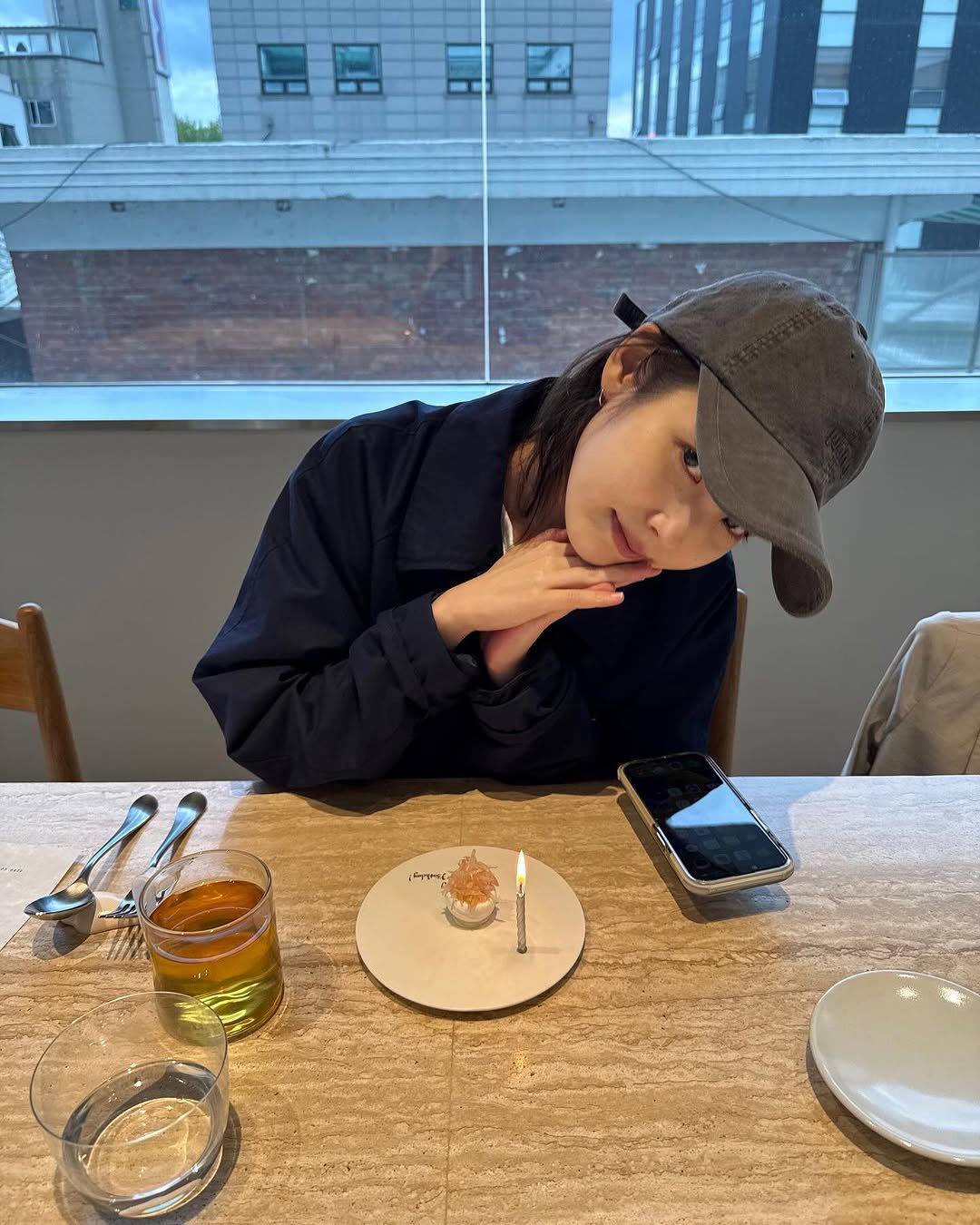 A moment captured by a fan of IU