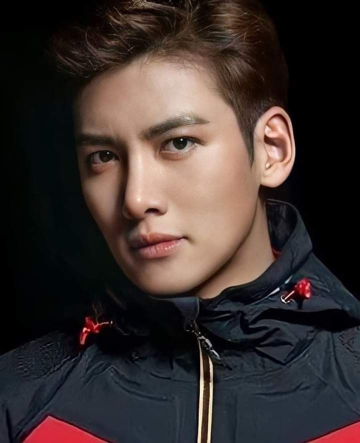 Latest photo of Ji Changwook