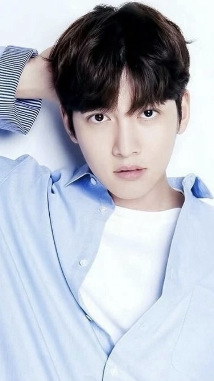 Emotional wallpaper shared by fans for Ji Changwook