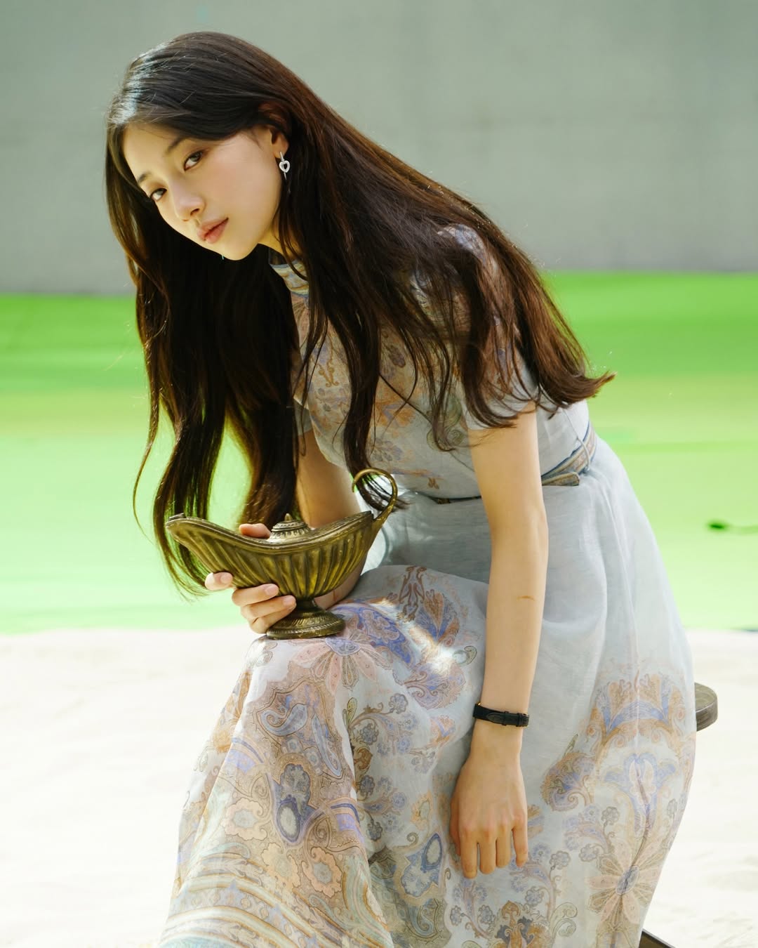 Recent activity shot of Bae Suzy