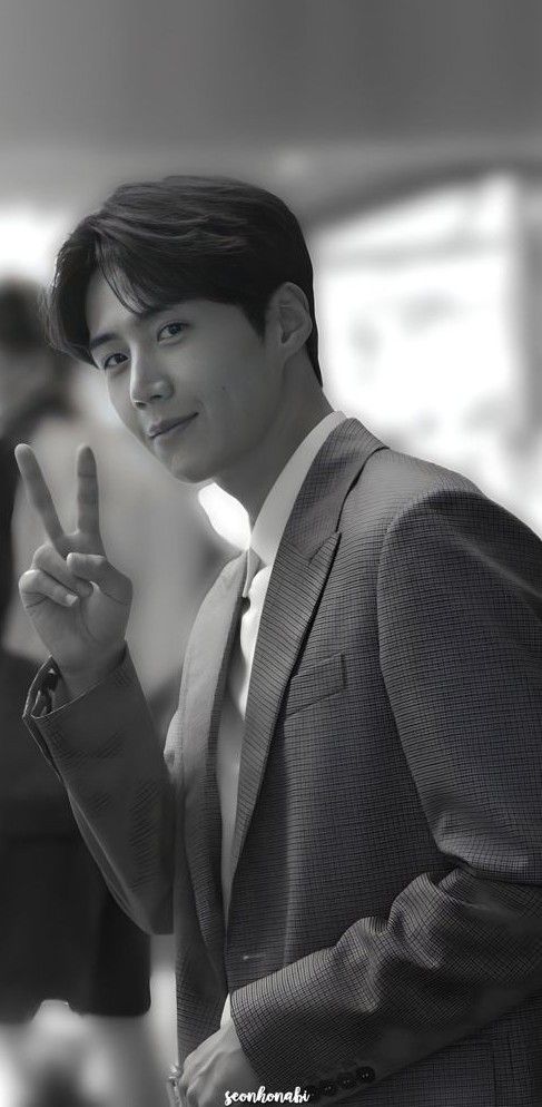 キム・ソンホの最近の活動ショット