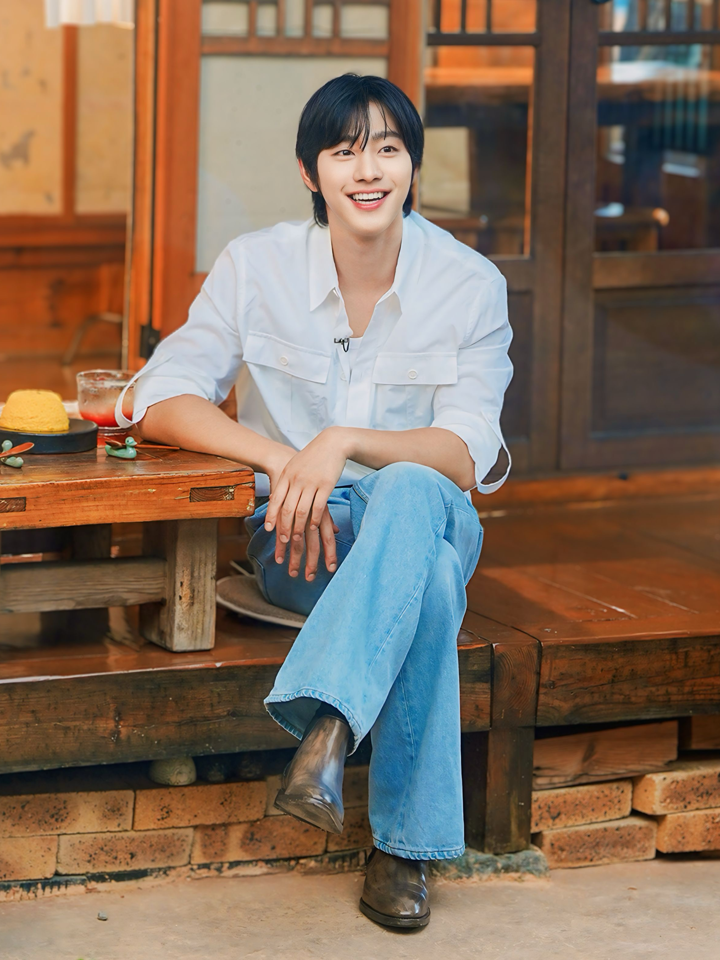 Recent activity shot of Ahn Hyoseop