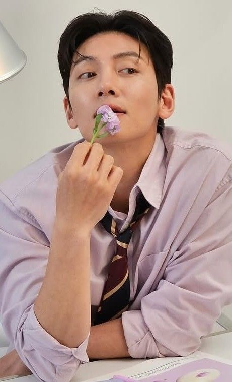 Recent activity shot of Ji Changwook