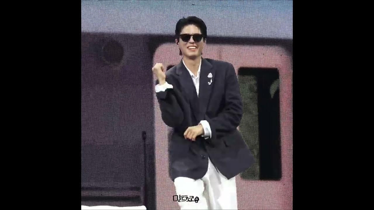 Latest photo of Park Bogum