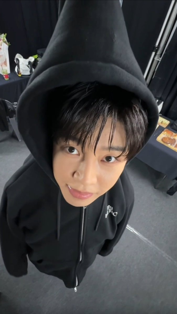 Today's popular wallpaper in Lim Youngwoong community