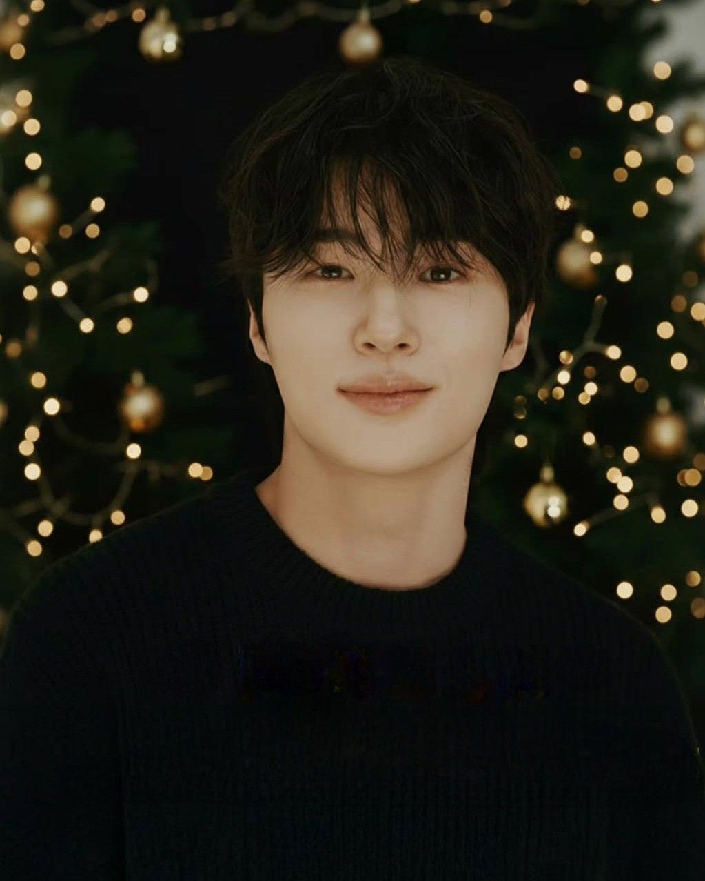 Behind-the-scenes cut of Byeon Wooseok