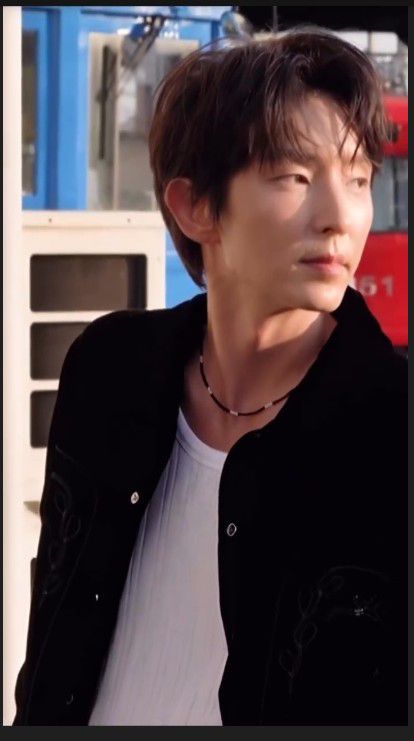 Gambar latar perwakilan yang disukai fandom Lee Joongi
