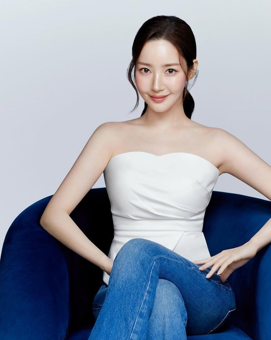 Recent activity shot of Park Minyoung