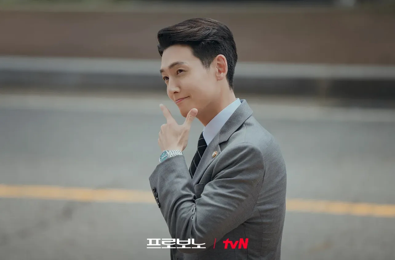 チョン・ギョンホの最近の活動ショット