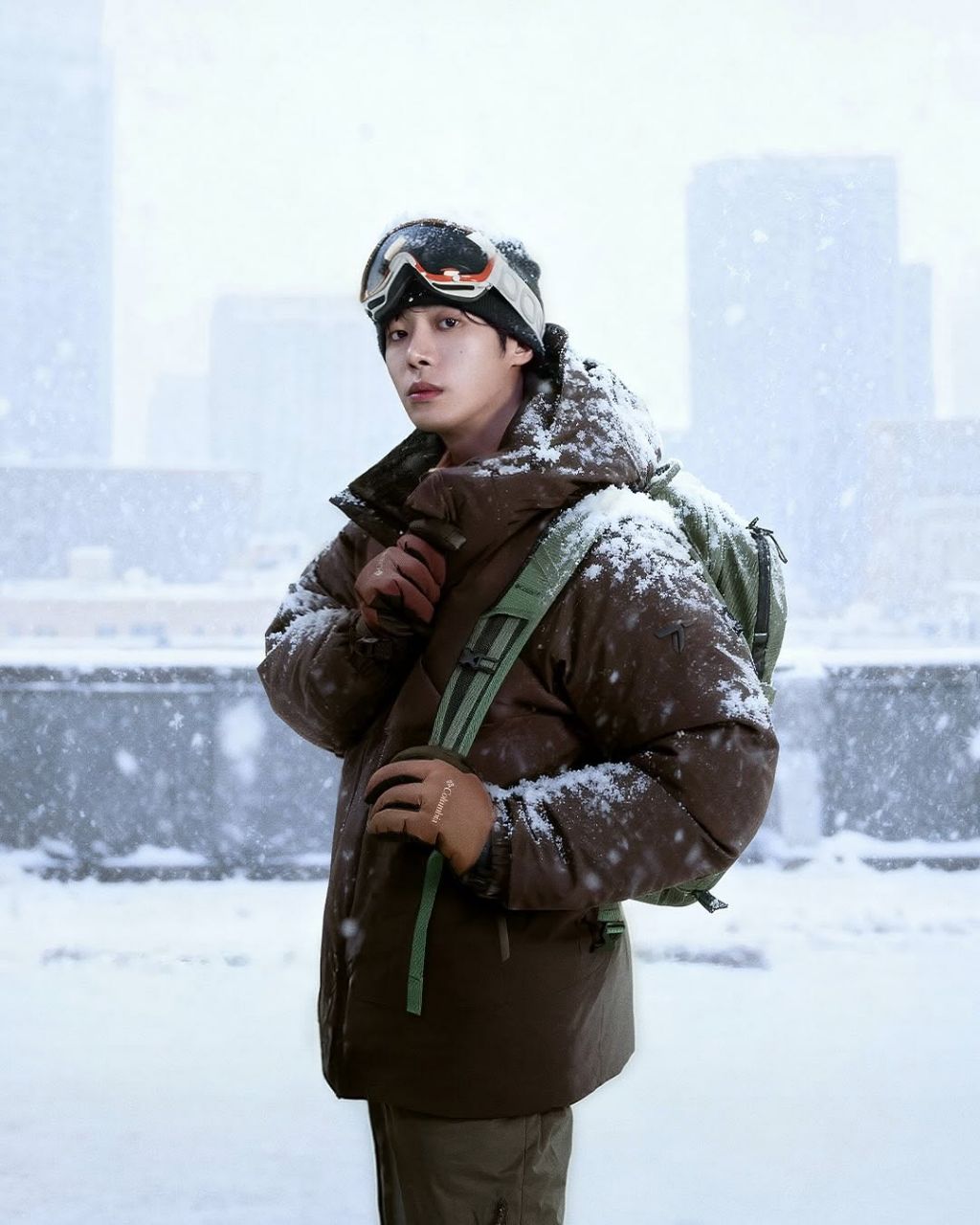 Behind-the-scenes cut of Choo Youngwoo