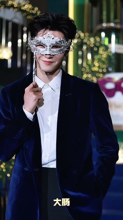 Emotional wallpaper shared by fans for Chen Zhe Yuan